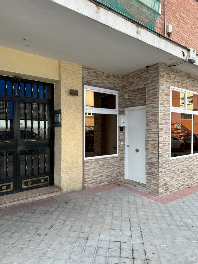 Apartamentos Redondela Madrid Exteriör bild
